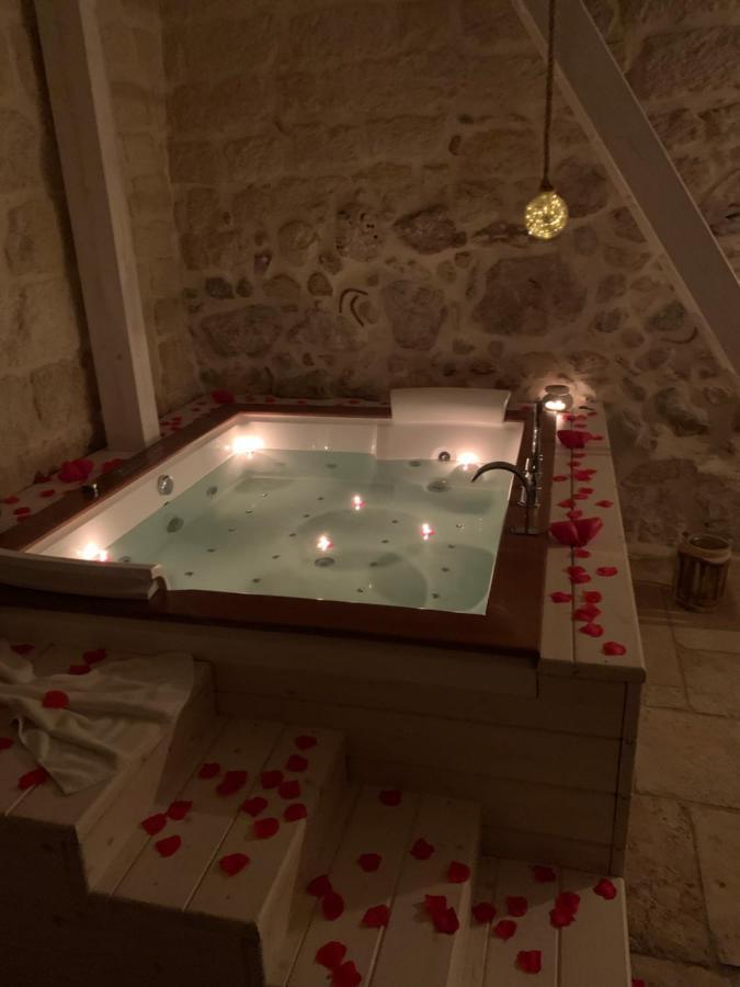 Le Vecchie Mura suite&room Manfredonia Esterno foto